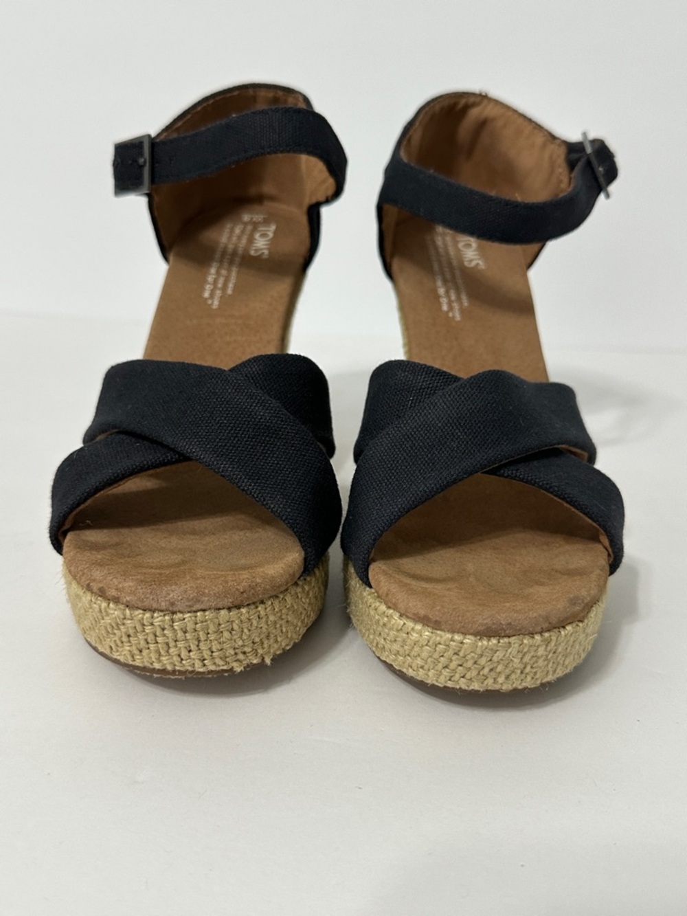 Toms Sandals 8W Black Ankle Strap Espadrille Wedge Strappy Boho Resort Coastal - Picture 10 of 10